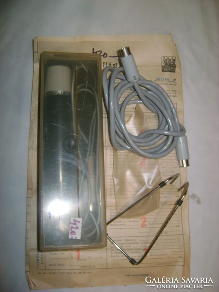 Retro mdo ix. Microphone in box, with papers, instructions for use