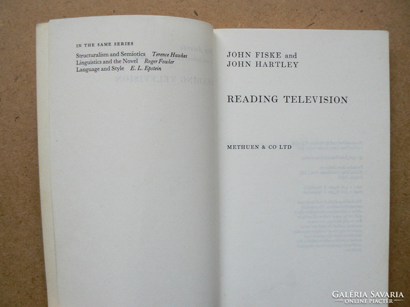 Reading television, john fiske 1978, book in english in good condition,