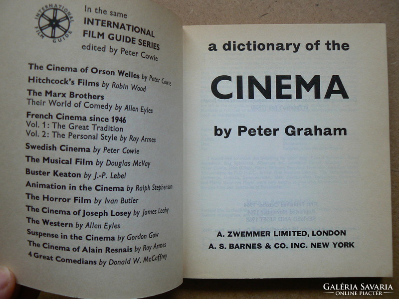 The Dictionary of the Cinema, peter graham 1968, book in english (lexicon) in good condition,