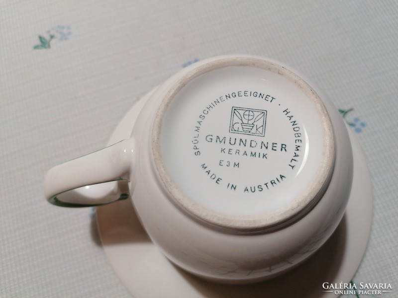 Gmundner gyűjtőknek! Igen ritka kivitelű teáscsésze aljjal, szép állapotban