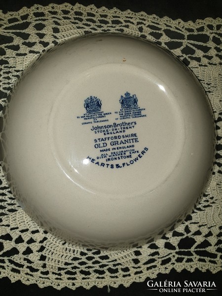 Johnson brothers heart & flowers plate