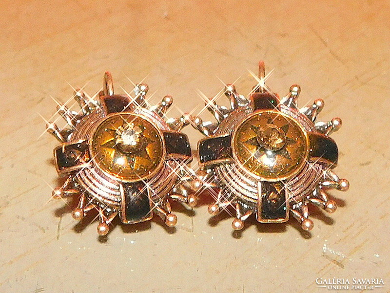 Unique ornate gold shiny crystal stone vintage earrings