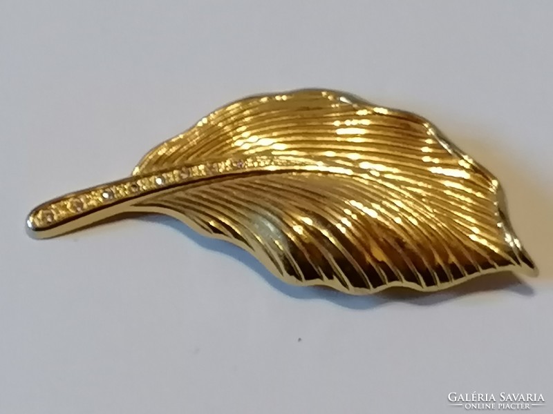 Retro leaf shaped brooch brooch 6.