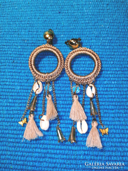 Gold colored logo earrings (389)