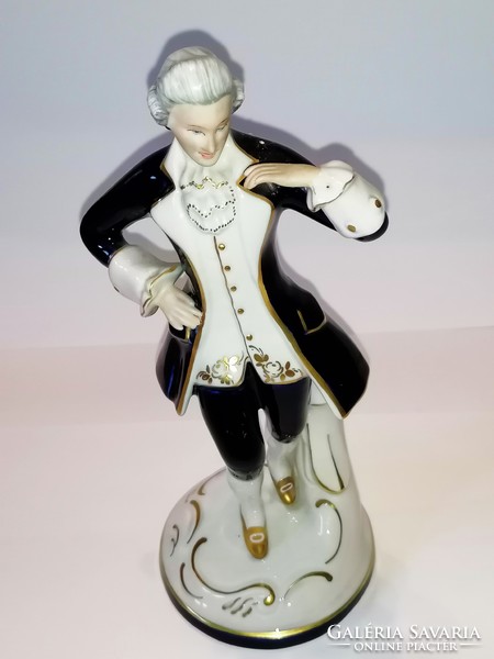 Collector royal dux vitage baroque male figure