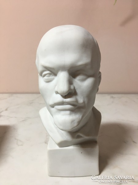 Lenin, unmarked!