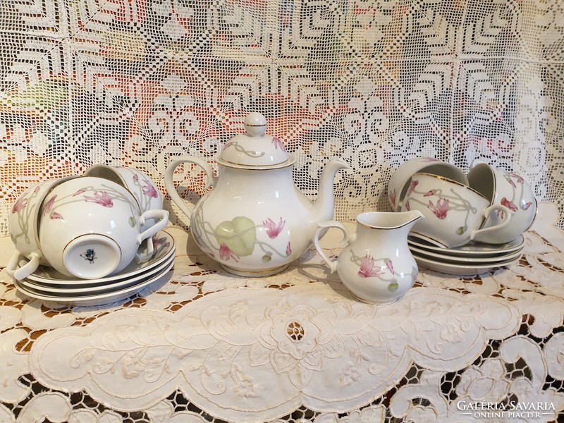 Ravenhouse cyclamen patterned teas