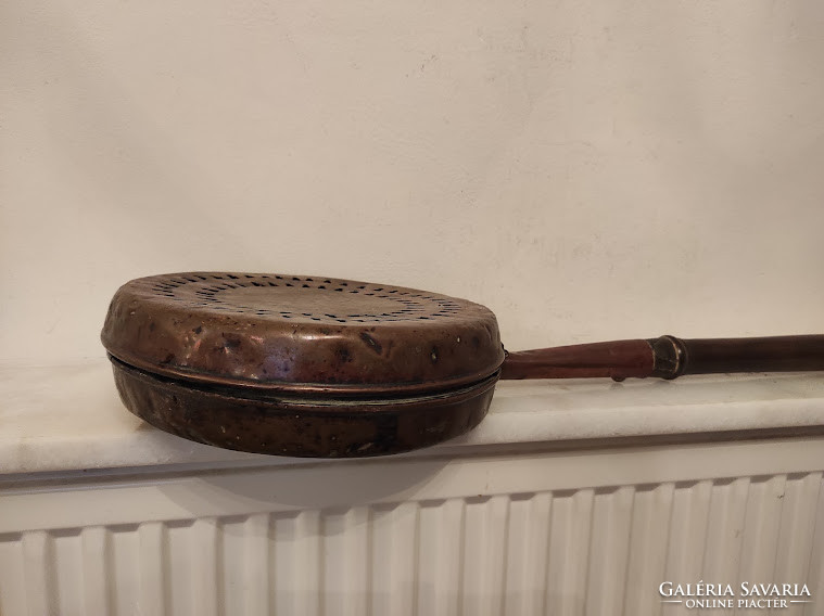 Antique copper kitchen utensil coffee roaster with long handle 948