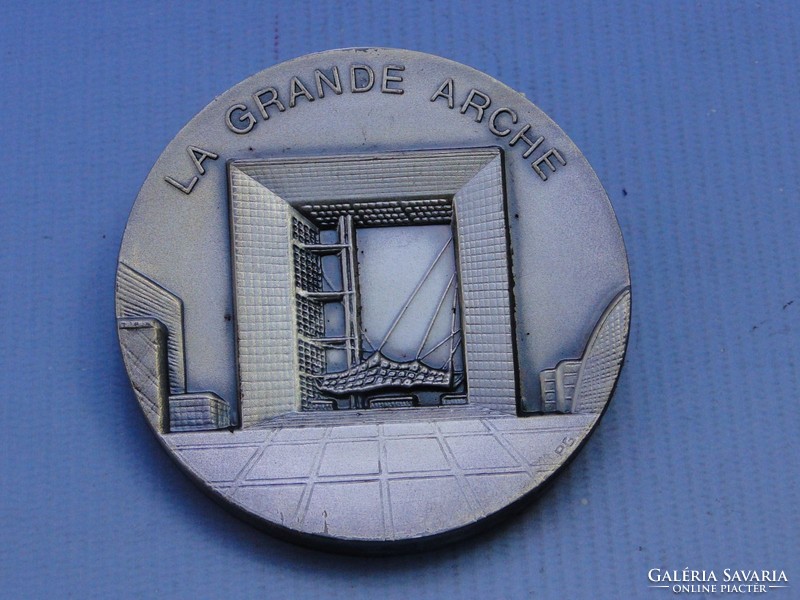 0C379 LA GRANDE ARCHE jelzett ezüst emlékplakett