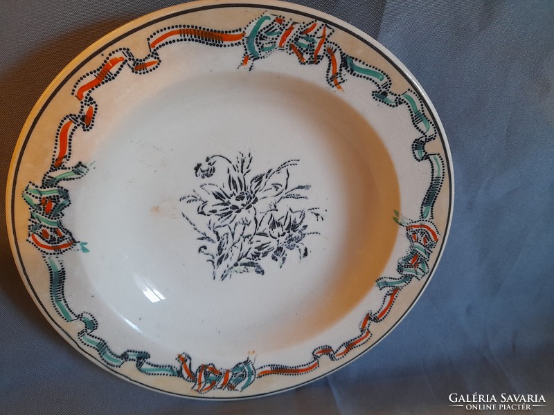 Nowotny altrohlau floral wall plate