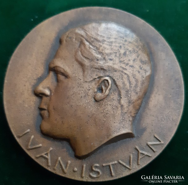 István Iván: self-portrait (1934), bronze plaque, relief, small sculpture