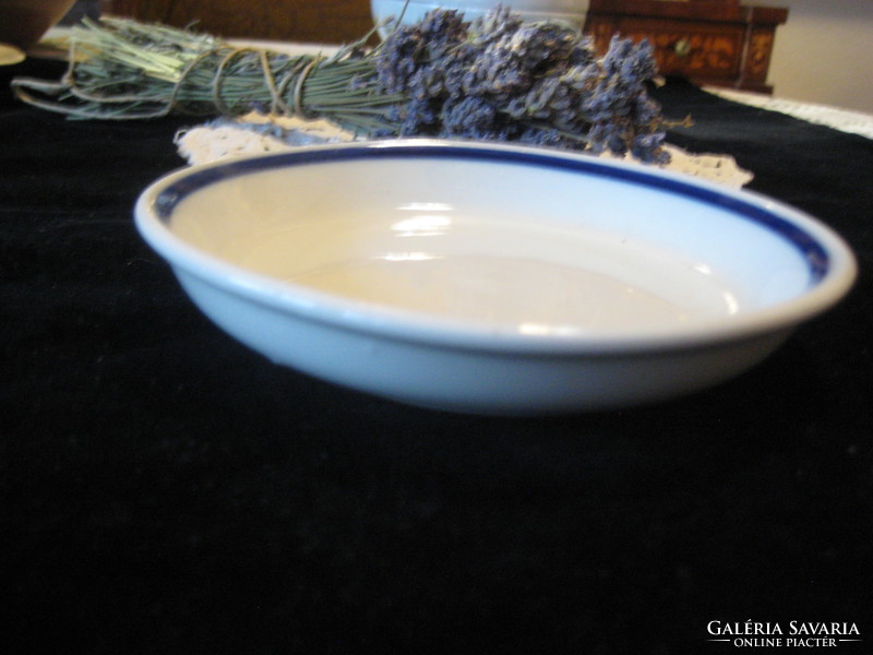 Zsolnay delicacy bowl marked 13 cm