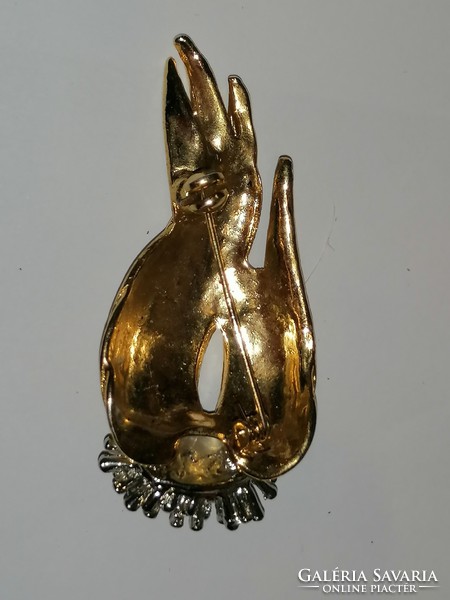 Retro fire gold plated angel brooch 77.