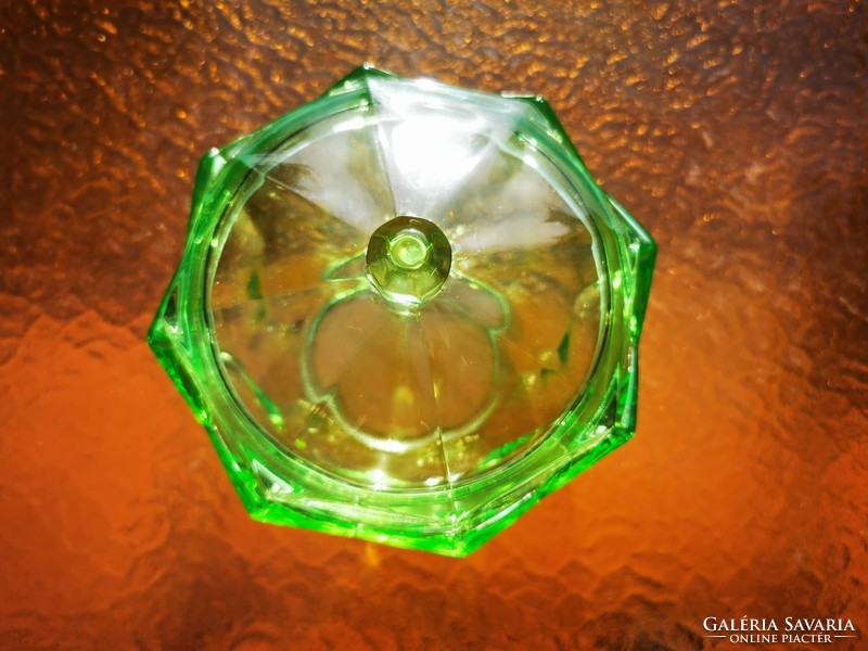 Art deco uranium green bonbonier