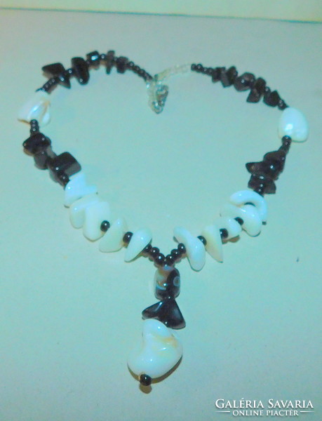 Onix-pearl shell handcrafted necklace - unique piece