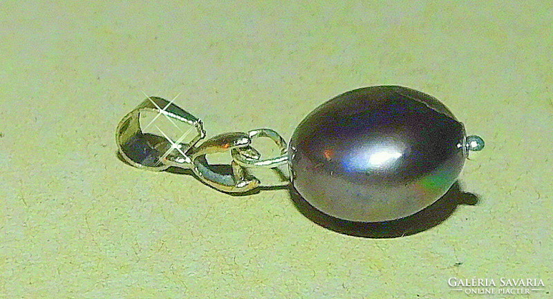 Purple luster cultured real pearl pendant 18kgp