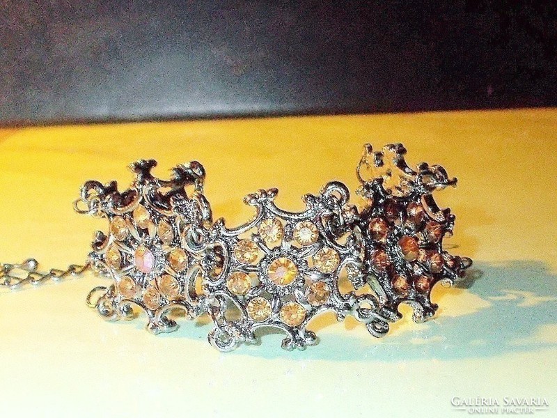 Night black amber crystal lace effect bracelet