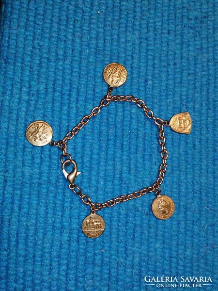 Bulgarian bracelet with szuzu (391)