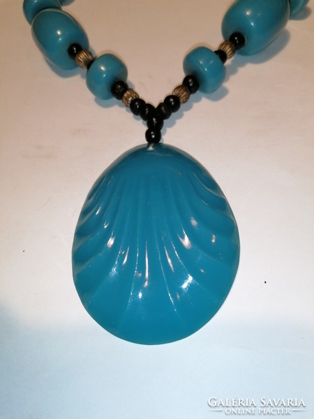Blue shell necklace (18)