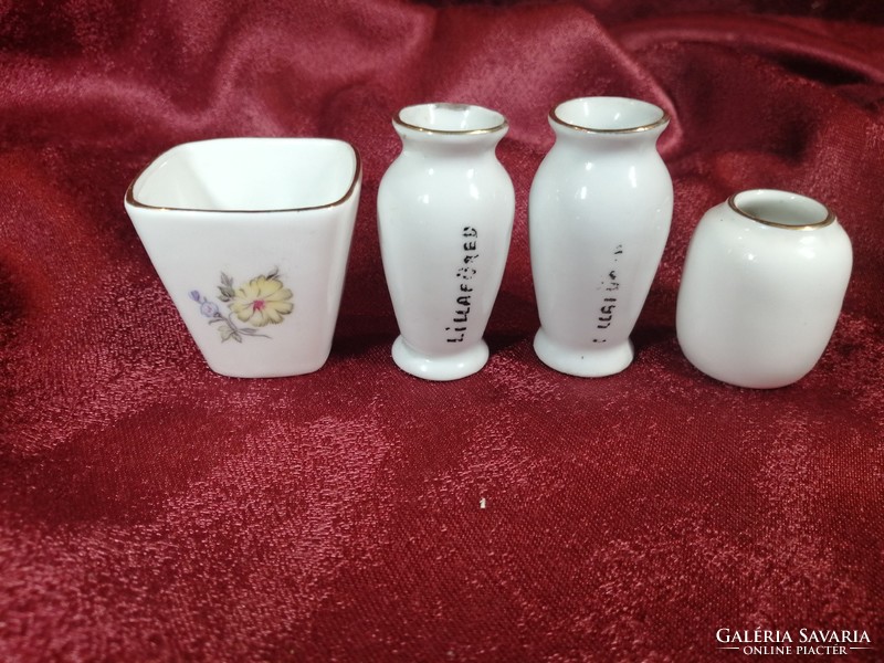 Raven house miniature vases