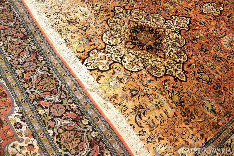 Ritka Antik származása Perzsia Irán selyem selyemre csomózott,kézicsomózású perzsaszőnyeg 290x185cm,