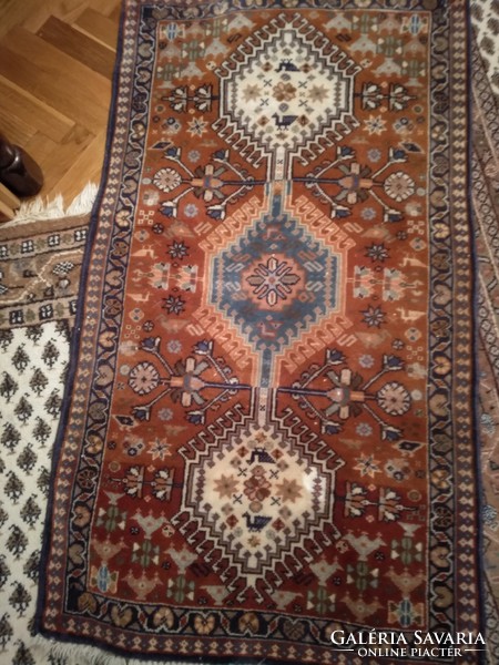 Szőnyeg , indiai selyem  110 x 60 cm