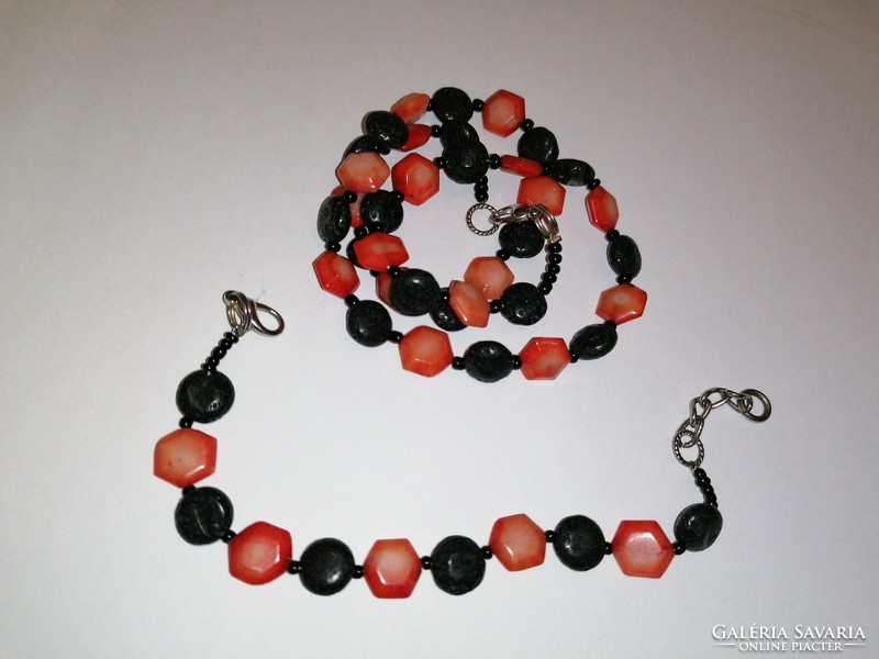 Coral and Lava Stone Set (35)