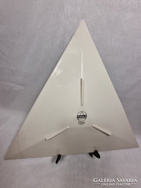 ART DECO háromszög tál , híres francia tervező Jean Pierre CAILLERES által tervezte a GIEN szàmára