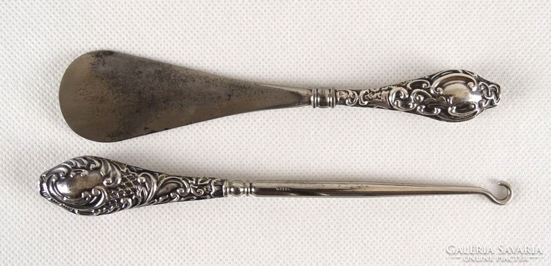 1A935 Antique silver shoehorn and shoe button