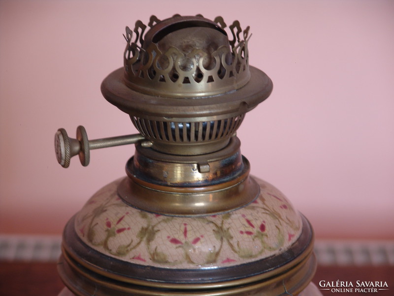 Antik Zsolnay petróleum lámpa