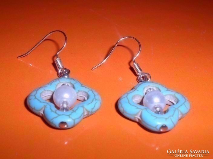 Turquoise mineral flower- off-white pearl earrings