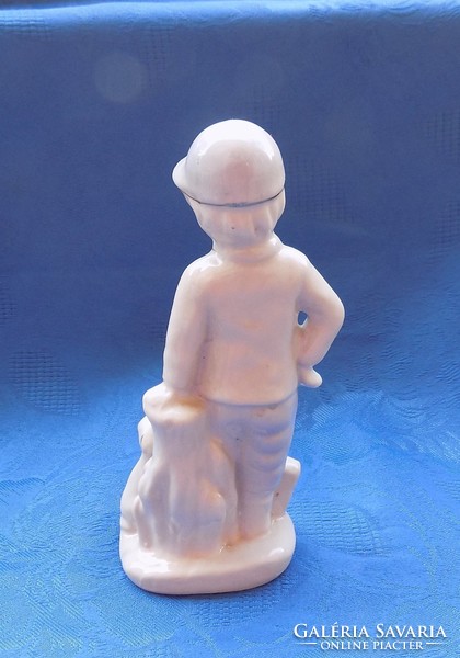 Gerold porcelán fiú kutyával figura 18,5 cm (po-2)