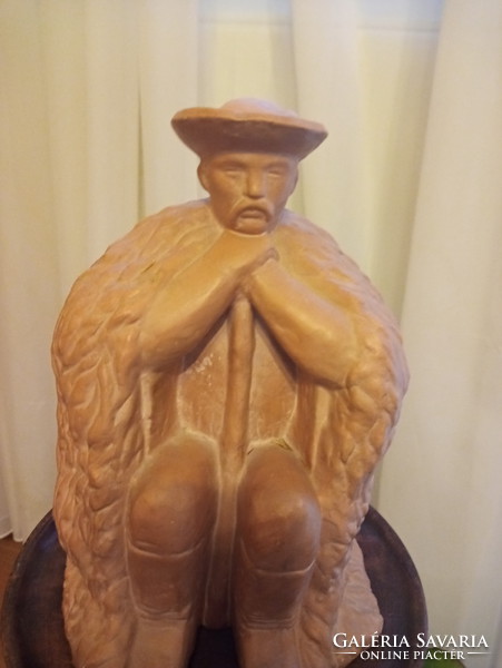 Somogyi Árpád : Juhász 21 cm-es terrakotta szobor