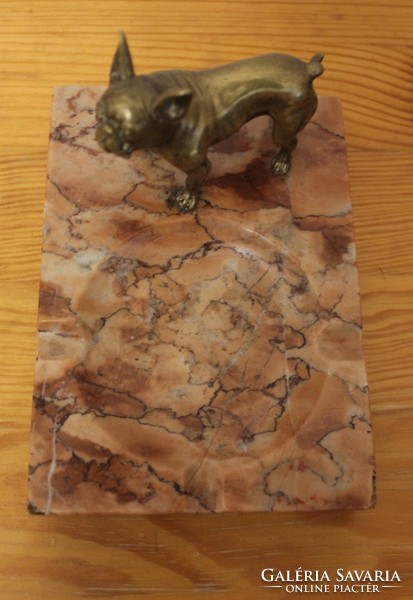Régi márvány hamutál réz francia bulldoggal