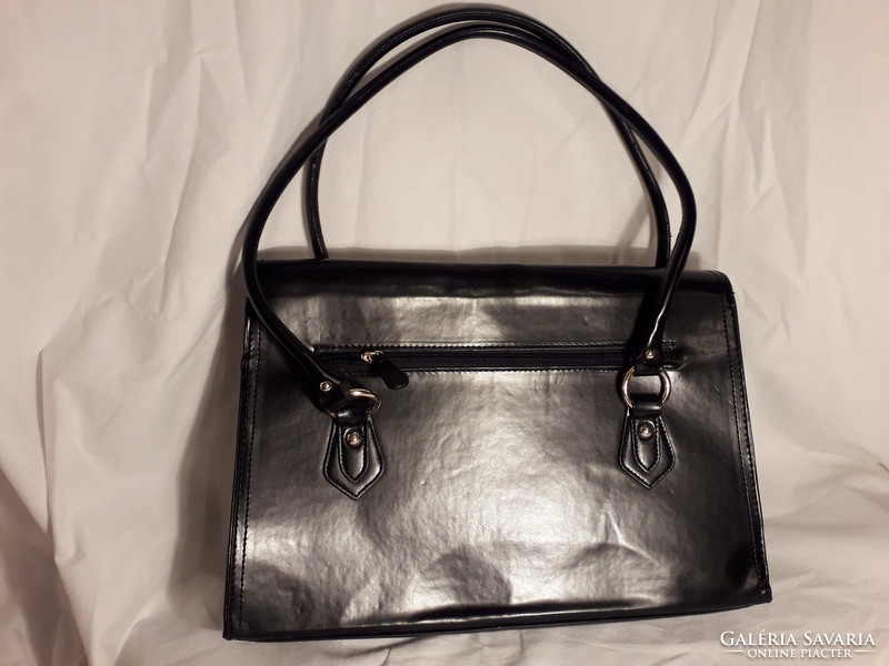 Price drop!!!! Vintage picard women's bag black shiny leather