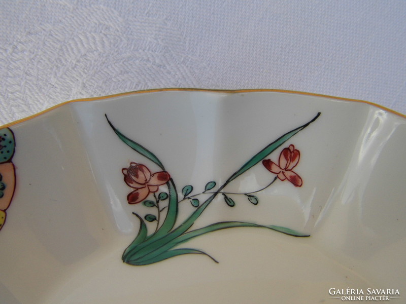 Alt Wien antik bécsi porcelán csészealj 1860 biedermeier korszak távolkeleti mintával