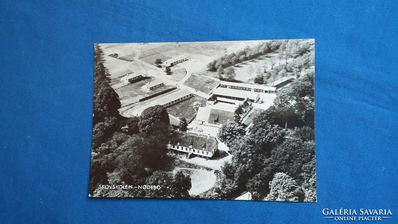 Dán képeslap: Skovskolen Nødebo - Erdészeti és Tájképző Főiskola a Koppenhágai Egyetem része