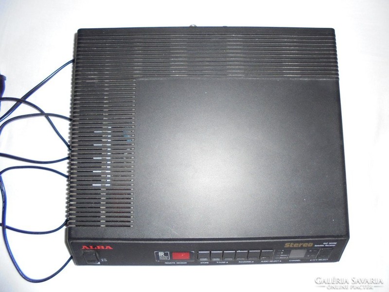 Alba Satellite Receiver - Retro TV Antenna Electronic Device - 1988