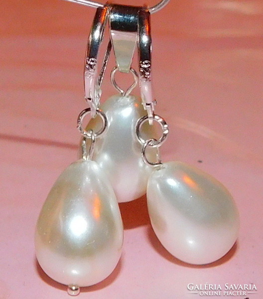 Off-white shell pearl drop pearl earrings and pendant set