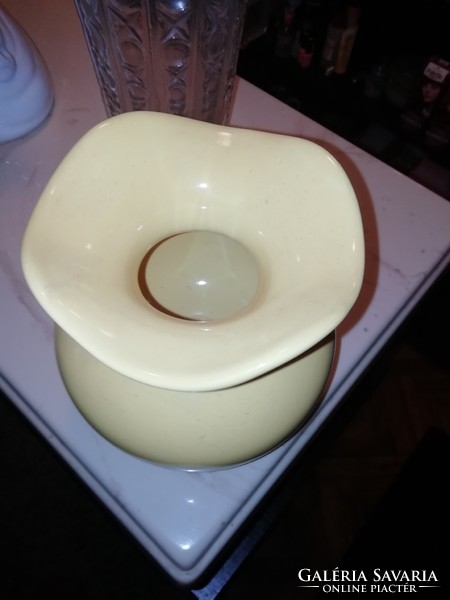 Old vase yellow in good condition good