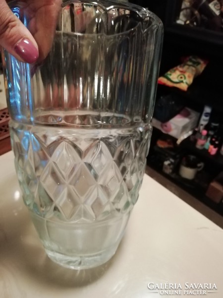 Vastag üveg gyönyörű váza 25 cm magas nehéz