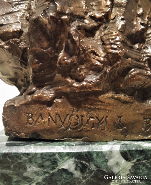 Bánvölgyi László Szent István bronz szobra