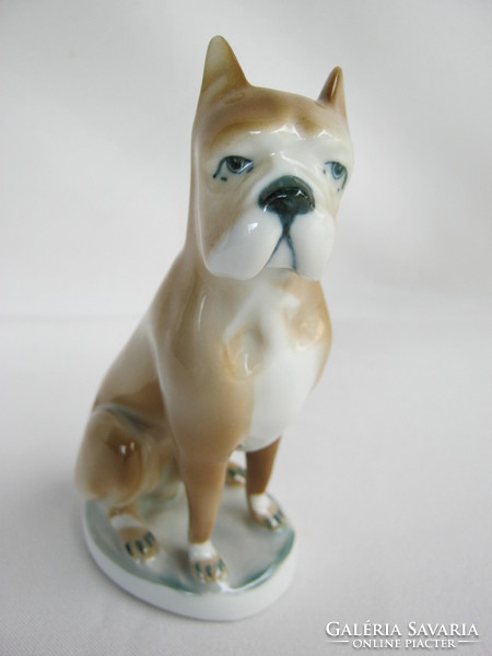 Zsolnay porcelán boxer kutya