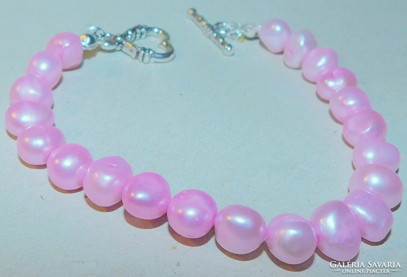 Pink real pearl bracelet with ornate clasp