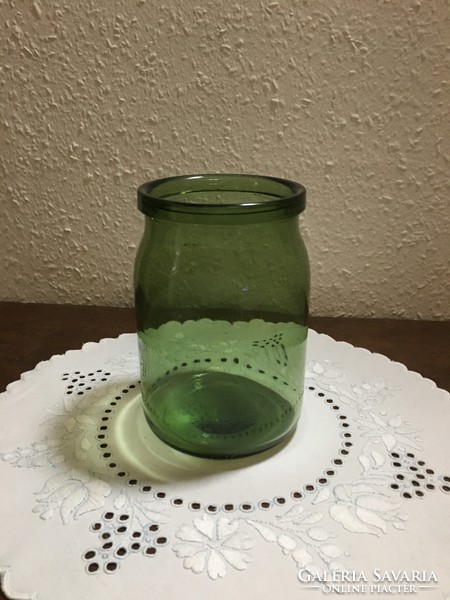 Zöld beföttes üveg