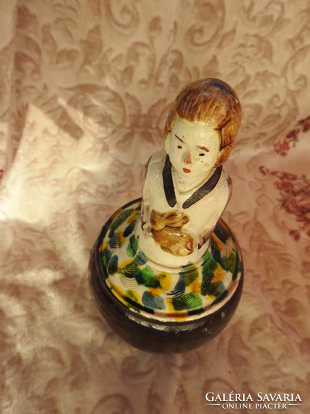 Woman in the shape of a ceramic butycot, field bar, late 19th century