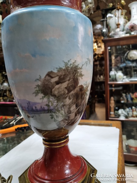 Régi Felújított porcelán asztali lámpa