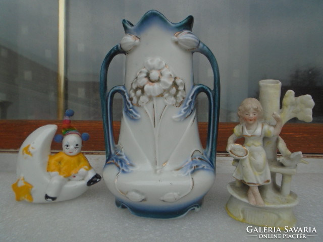 3 beautiful porcelain middle venetian vases in Vienna + a smaller vase with a figurine and a day bohoc
