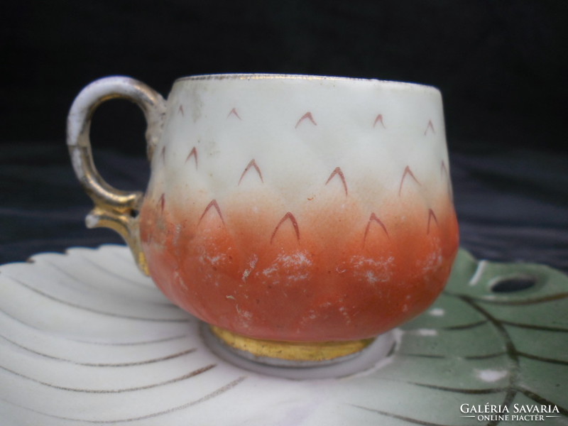 1890s zsolnay extra rare strawberry patterned coffee-mocha cup. Marked, intaglio.