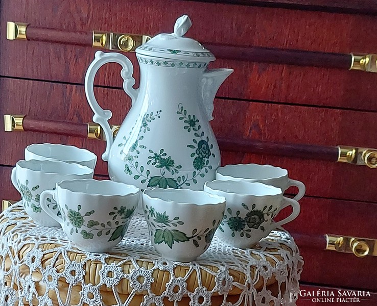 Quality hutschenreuther germany 6 person porcelain tea coffee set, marked, in perfect condition